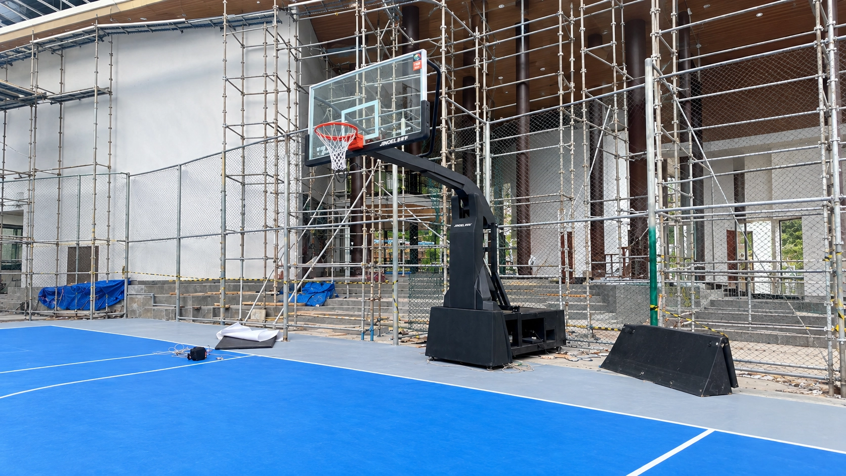 Foldable Basketball Hoop - Buin Batu