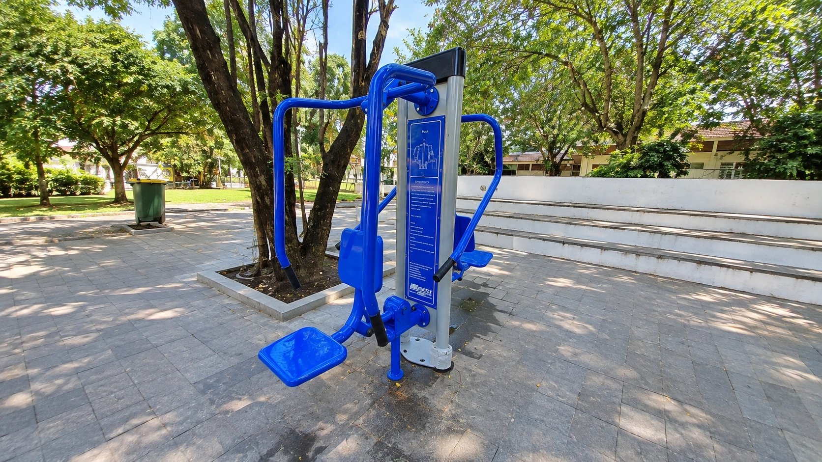Outdoor Gym - UNY