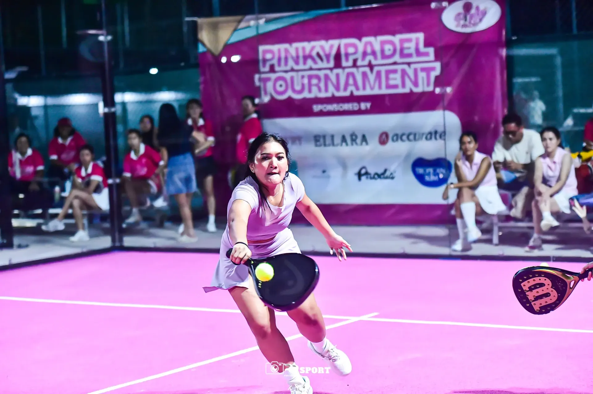 Pinky Padel