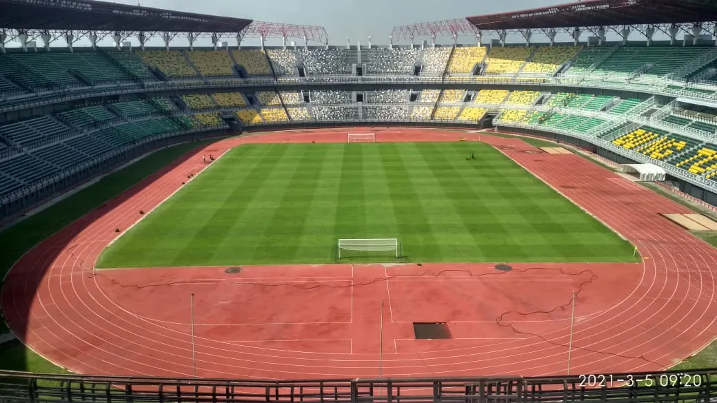 Rumput Zoysia Japonica Stadion Gelora Bung Tomo Surabaya