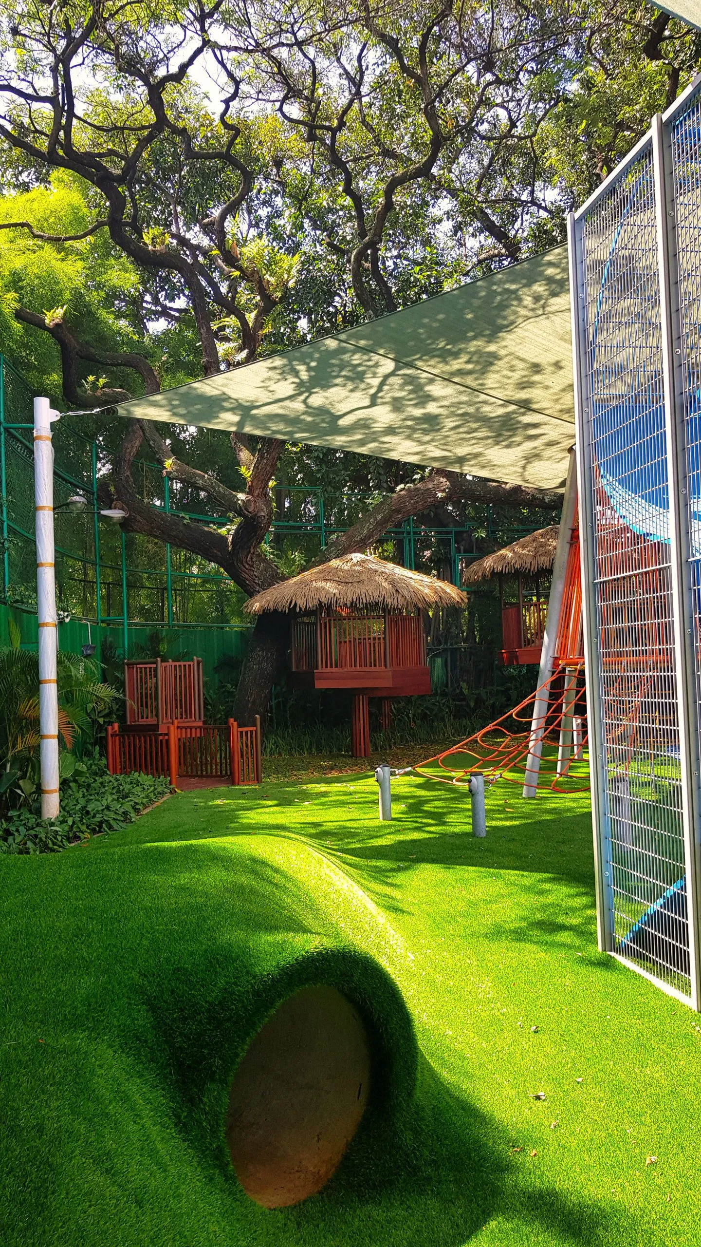 Playground Synthetic Grass, JIS Patimura