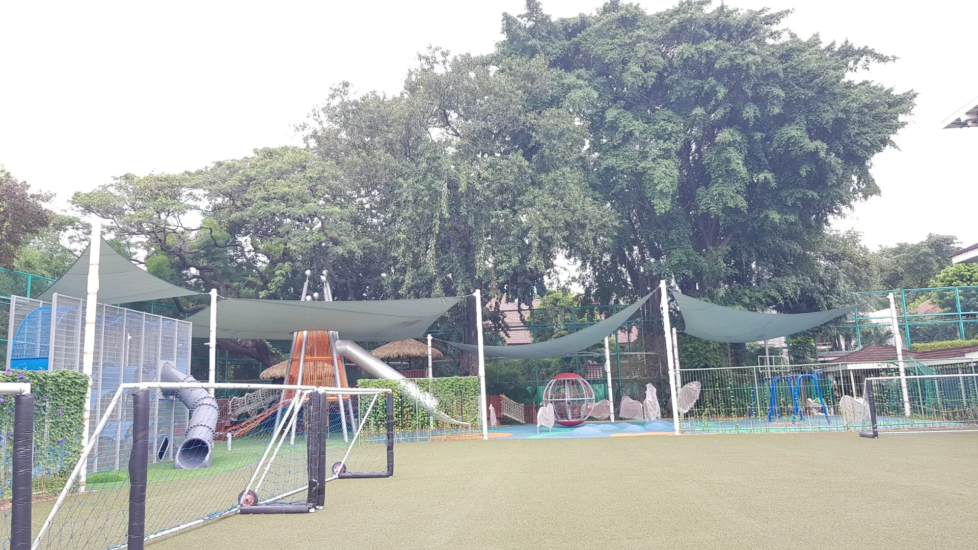 Shade Sails "Lime Colours"